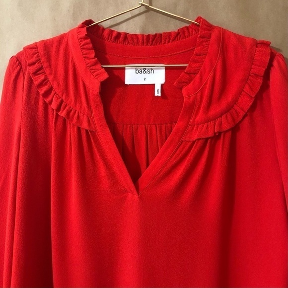 ba&sh | Thalgo Ruffle Yoke Plunging V-Neck Popover Top in Grenadine Red Size M - Picture 4 of 16